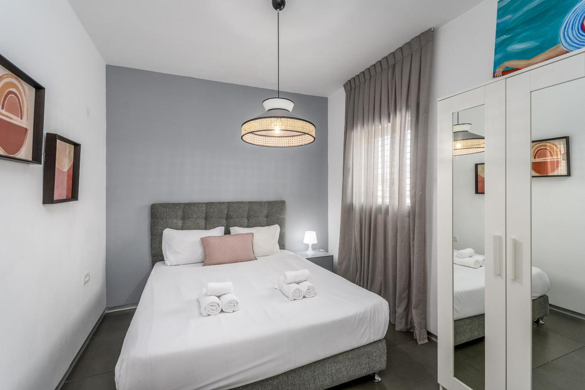 Modern & Sunny 1 Bdr W Balcony And Parking Apartment Тел Авив Екстериор снимка