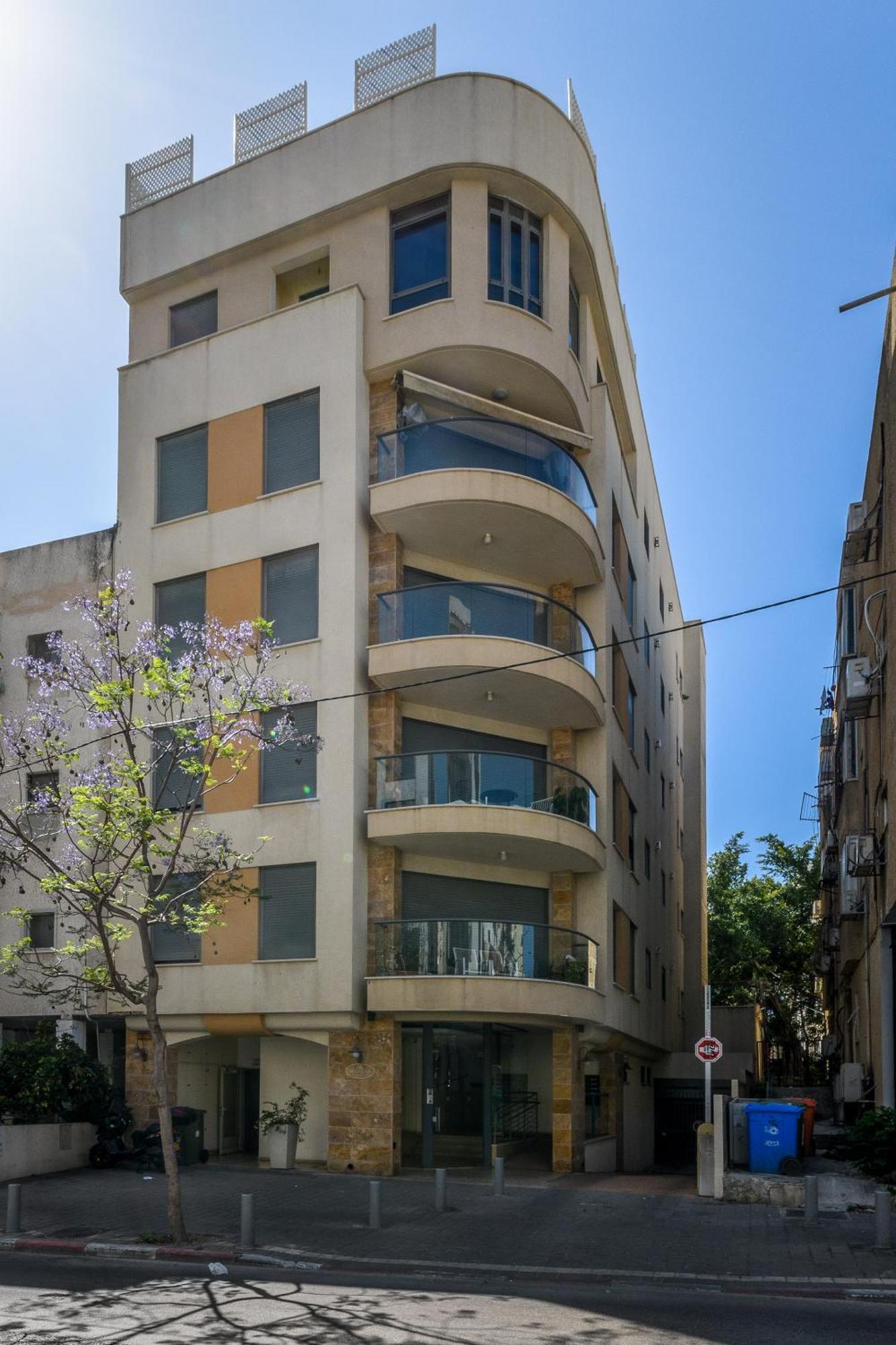Modern & Sunny 1 Bdr W Balcony And Parking Apartment Тел Авив Екстериор снимка